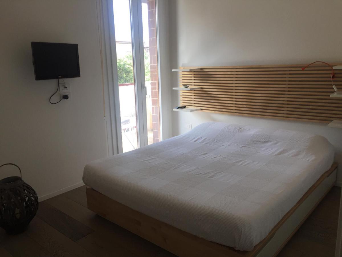 Suite Mare Centro Pesaro Exteriör bild