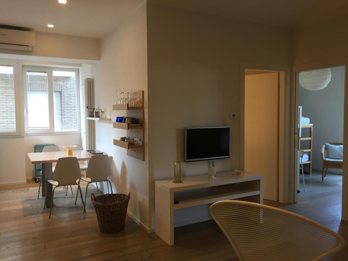 Suite Mare Centro Pesaro Exteriör bild